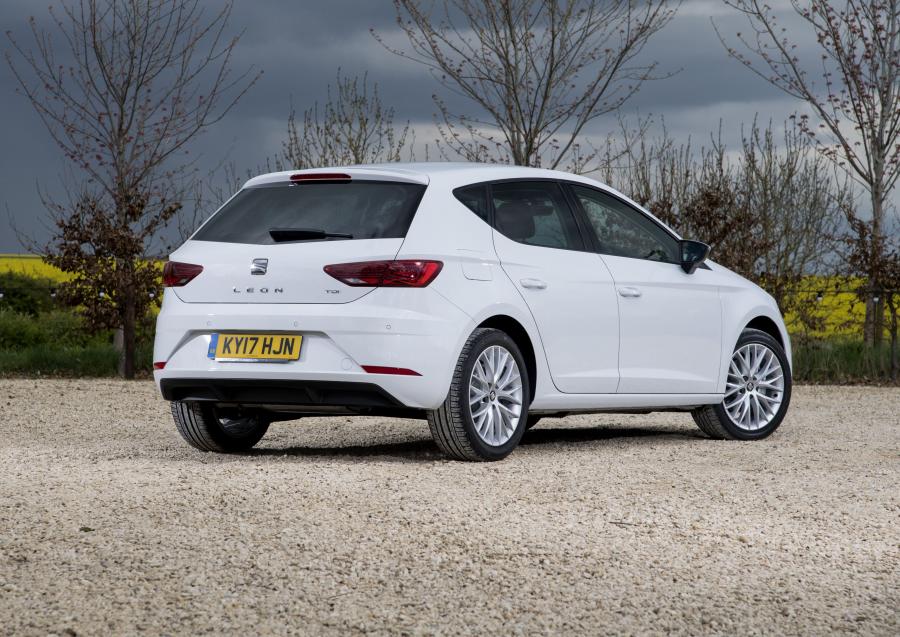  Seat Leon 2017 года  (UK) (фото 13 из 31)